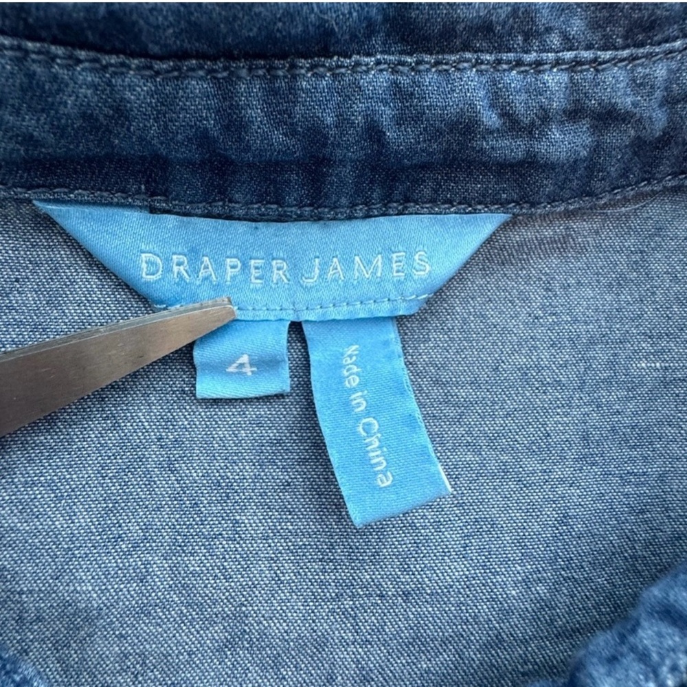 Draper James Chambray Button Front Flounce Hem Sh… - image 4